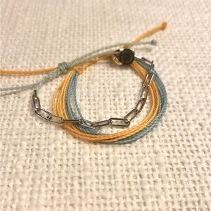 Pura Vida set of 2 Bracelets